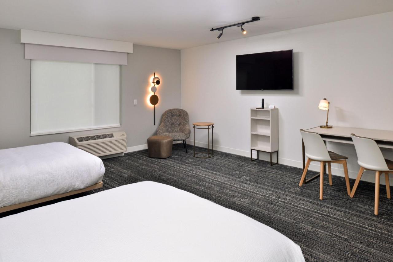 Towneplace Suites By Marriott Asheville Downtown Экстерьер фото